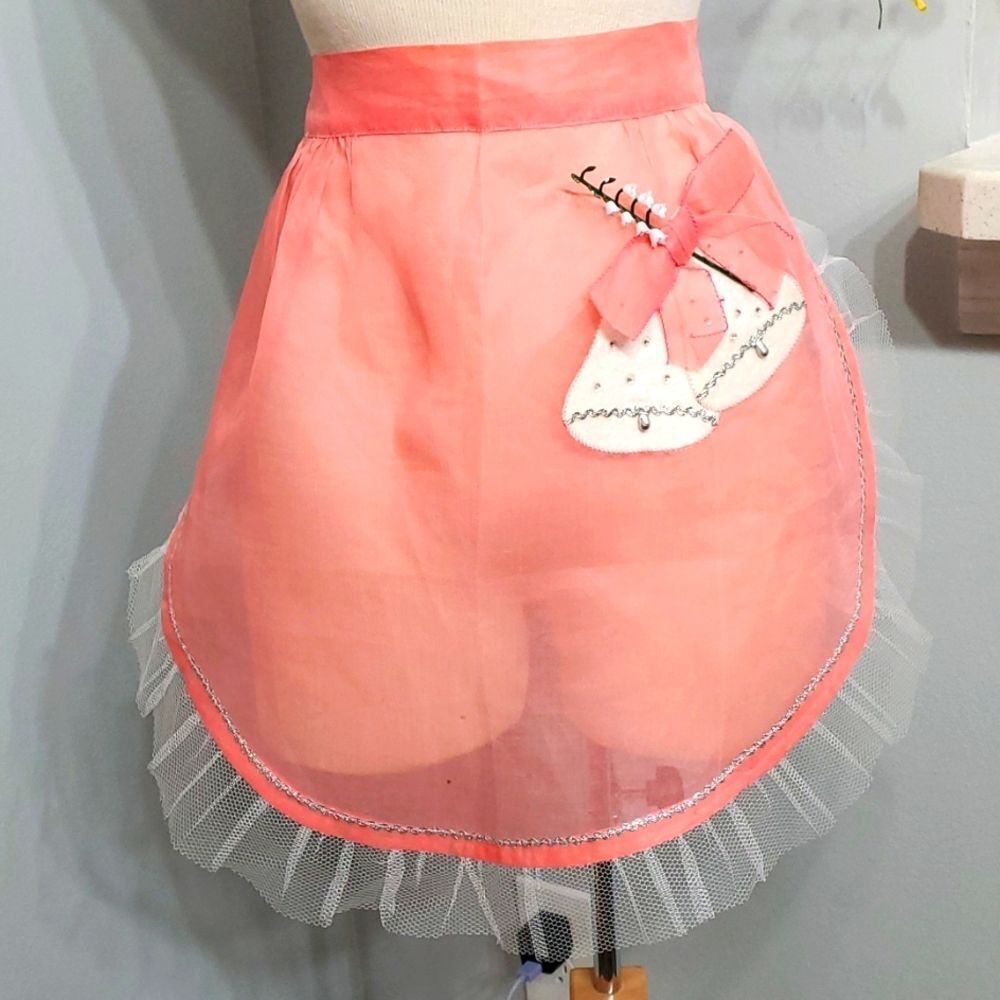 Christmas apron, home made and very lovely.‎ Bells and bows. Peack and wh…
